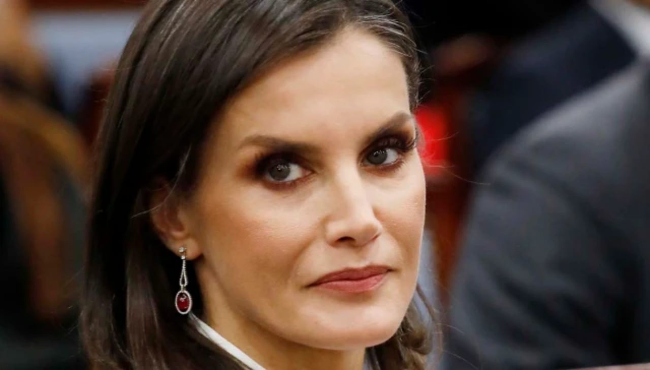 letizia di spagna accigliata